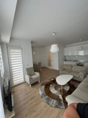 Apartamen 012